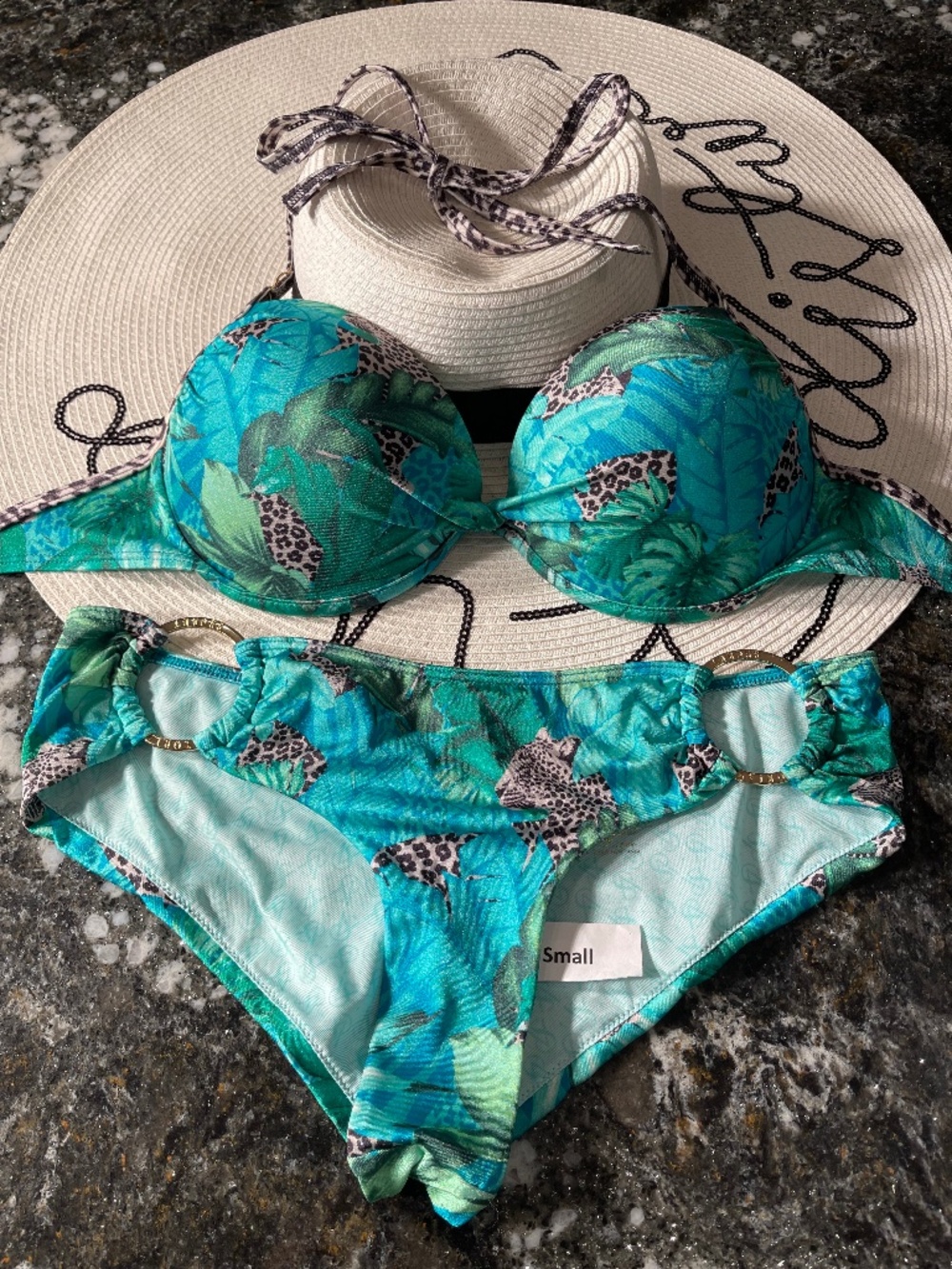 Like new Victoria Secret bikini push-up 32DD and S bottoms